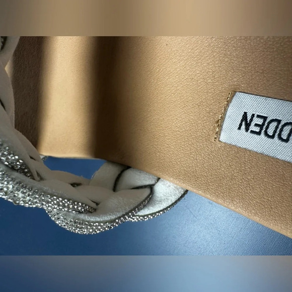 Steve Madden Dolay Sandals Slip on with rhinestone design - Picture 6 of 14